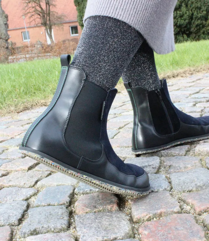 Annika Barefoot Palustria Annika Barefoot Palustria