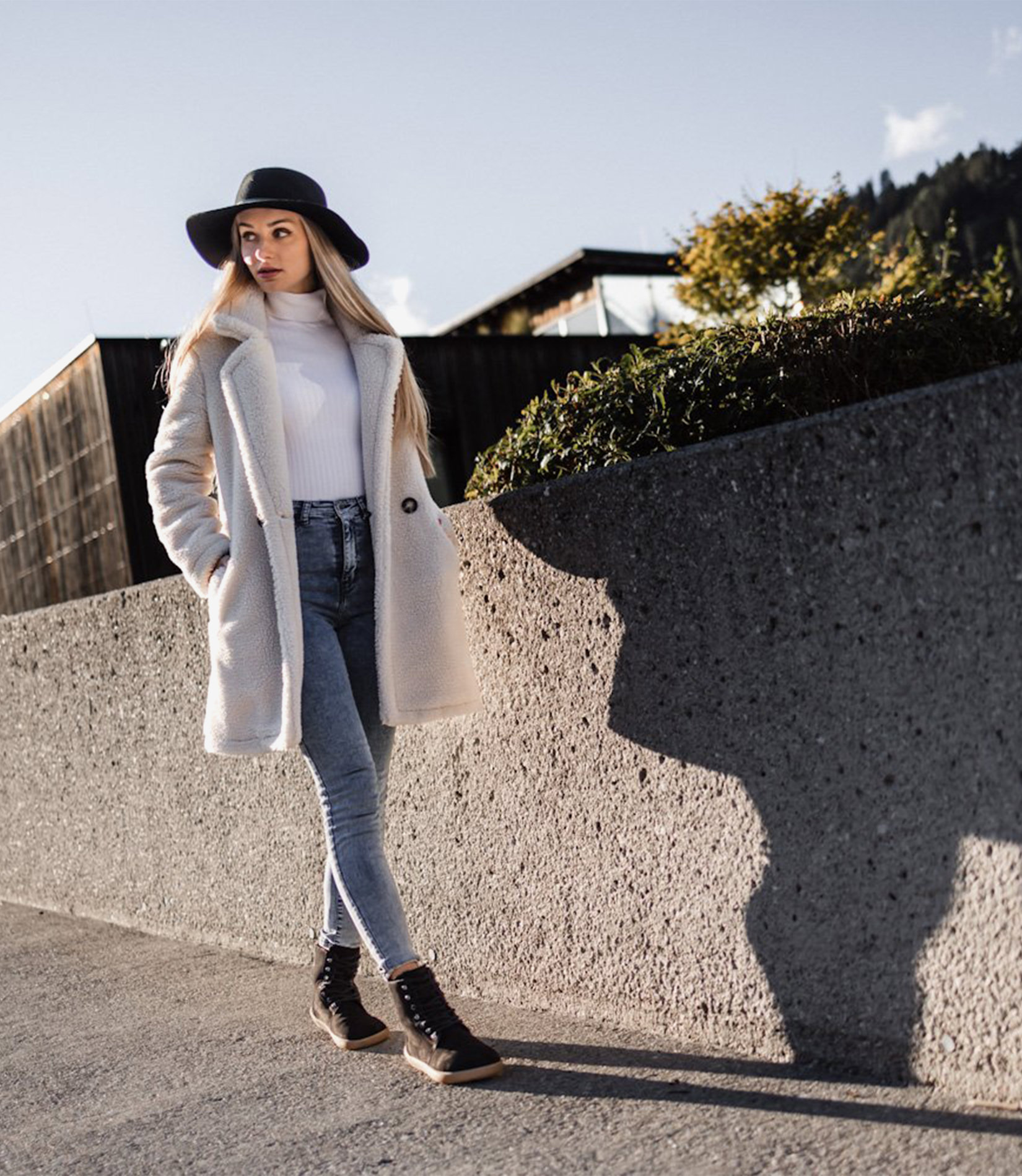 Be Lenka Winter 3.0