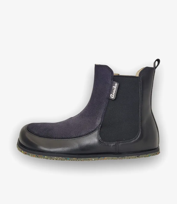 Annika Barefoot Palustria Annika Barefoot Palustria